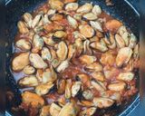 Une image de l'étape 3 de Pâtes aux moules.