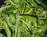 Foto langkah ke 4 dari resep Tumis Kangkung.