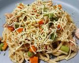 Foto langkah ke 3 dari resep Simple Spaghetti (1 pan).
