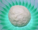Foto langkah ke 3 dari resep Dough Pizza - Frozen.