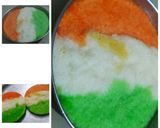 A picture of step 5 of Tricolor Plate Idli.