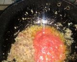 A picture of step 2 of Aloo Matar.