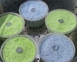 Foto langkah ke 6 dari resep Kue Putu Dua Warna dengan Cetakan (Pandan Telang).