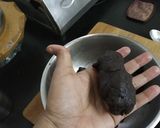 A picture of step 3 of Chocolate cake pop.