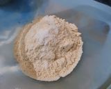 A picture of step 1 of Egg Paratha.