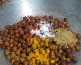 A picture of step 4 of Kala Chana Chaat.