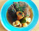 Foto del paso 7 de la receta: Jarrete de ternera en salsa de cebolla