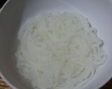 Foto langkah ke 6 dari resep Soto Kuning Jamur Kuah Santan.