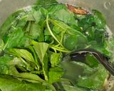 Foto langkah ke 2 dari resep Sayur Bening Lauk Komplit Sambal Tomat.