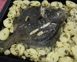 Foto del paso 5 de la receta: Rodaballo al horno con patatas