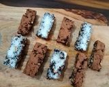 A picture of step 5 of Nutty Chocolate Bar.