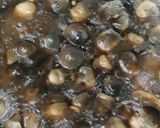 Hình bước làm 4 của món Món chay dễ làm : nấm rơm kho tiêu ớt 🍄