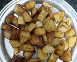 A picture of step 2 of Instant Aloo chaat.