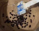 A picture of step 3 of Chocolate Choco Chips Cupcake.