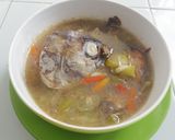 Foto langkah ke 6 dari resep Kepala Tongkol Kuah Asam Pedas Belimbing Wuluh.