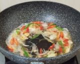 Foto langkah ke 5 dari resep Ayam Tepung Saus Asam Manis.