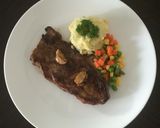 Foto langkah ke 3 dari resep Steak saus bawang putih #minggumasak.