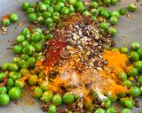 A picture of step 3 of Samosa.