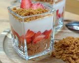 Une image de l'étape 4 de 🫜Verrine fraise spéculoos skyr.