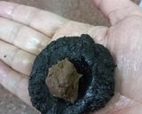 A picture of step 3 of Oreo Chocolate Balls.