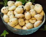 A picture of step 2 of Minty Fox nuts.