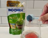 Foto langkah ke 3 dari resep Oolong Peach Matcha Cloud.