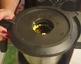 Foto del passaggio 9 della ricetta Pesto agli agrumi siciliano