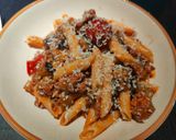 Une image de l'étape 6 de Pâtes à la bolognaise aux aubergines.