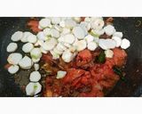 A picture of step 3 of Arvi and Turai sabzi.