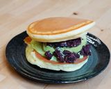 A picture of step 8 of Dorayaki Matcha Ice Cream With Red Beams☆ Dessert.