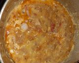 A picture of step 3 of Hyderabadi Khageena.
