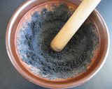 A picture of step 1 of Sweet Black Sesame Paste.