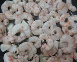 Paella csicseriborsóval és zöldborsóval (+rák) -spanyolos ételek recept fázis 5 fotója