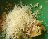 Foto langkah ke 3 dari resep Kue Kacang Keju Crispy.