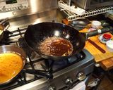 A picture of step 6 of Mongolian chicken wings.