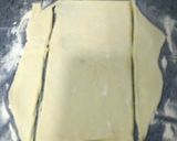 A picture of step 7 of Baked Apple Roses.