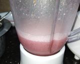 A picture of step 1 of Melon Falsa Mocktail.