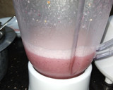 A picture of step 1 of Melon Falsa Mocktail.