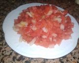 صورة لخطوة 4 من وصفة سلطة طماطم 🍅 والبصل اسهل مايكون 🥗