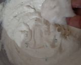 A picture of step 4 of Dahi Bhalla.