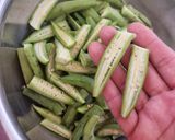 A picture of step 1 of Masala bhindi.