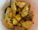 Foto langkah ke 5 dari resep Sop Ayam (goreng) Sederhana.
