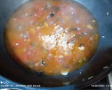 Foto del paso 3 de la receta: Macarrones con salsa puttanesca y atún