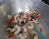 Foto langkah ke 4 dari resep Oseng kulit melinjo.