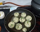 A picture of step 2 of Ragda Pattice.