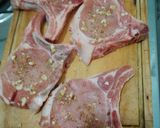 Foto del paso 1 de la receta: Costillitas de cerdo a la milanesa