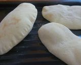 Foto del paso 5 de la receta: Sándwich de pan árabe a la criolla
