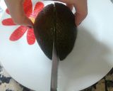 Foto del paso 1 de la receta: ¿Cómo sacar la pulpa un aguacate fácilmente? #superalimento