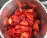 મીક્ષ ફ્રુટ જામ કેક (Mix Fruit Jam Cake Recipe In Gujarati) રેસીપી સ્ટેપ1ફોટો