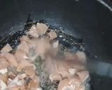 A picture of step 1 of Shawarma sandwich.